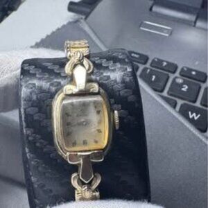 Authentic Vintage Womens Omega 14k GF Wristwatch c/COA..For repair and collector